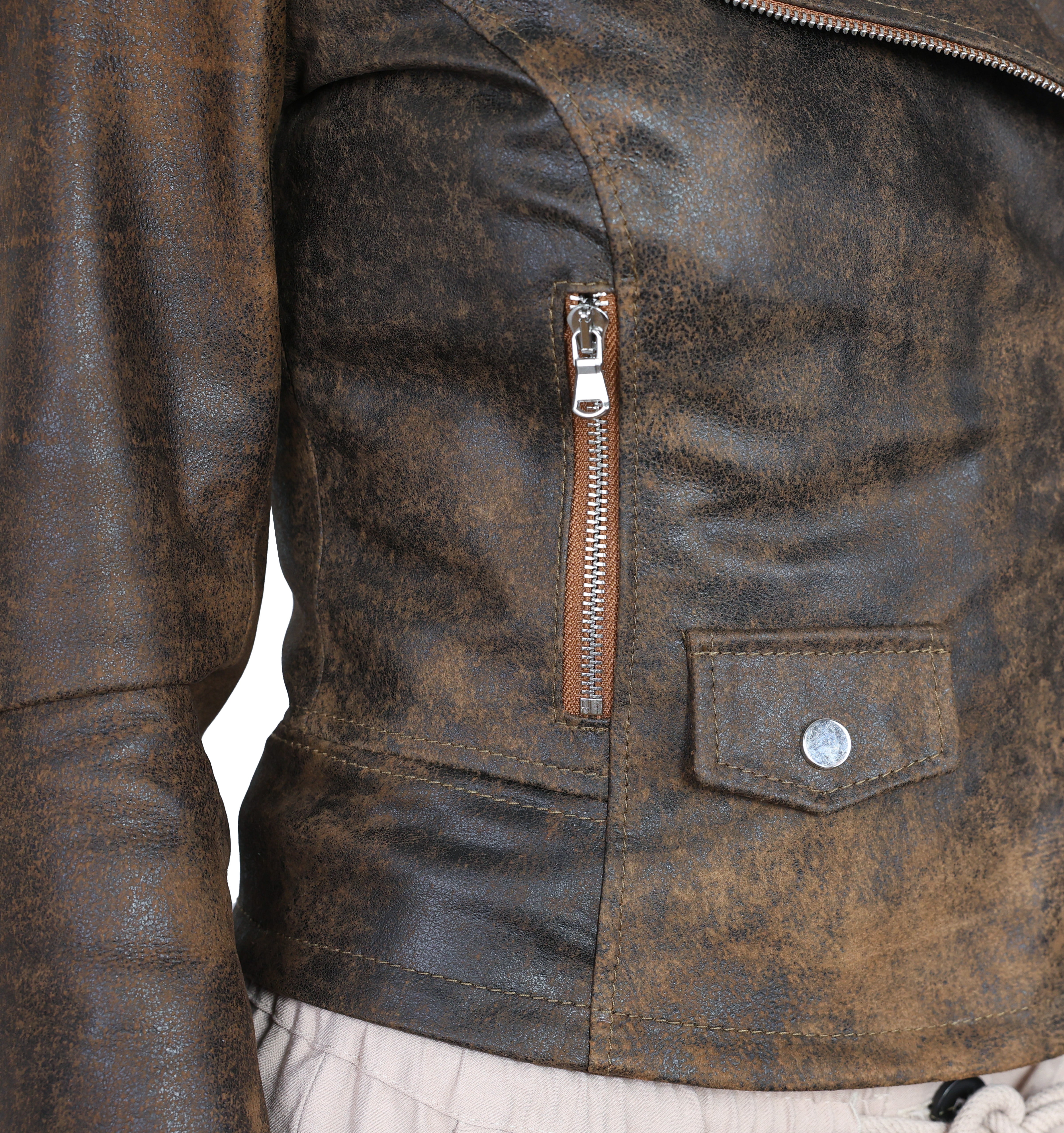 Chaqueta de cuero 99DASBR