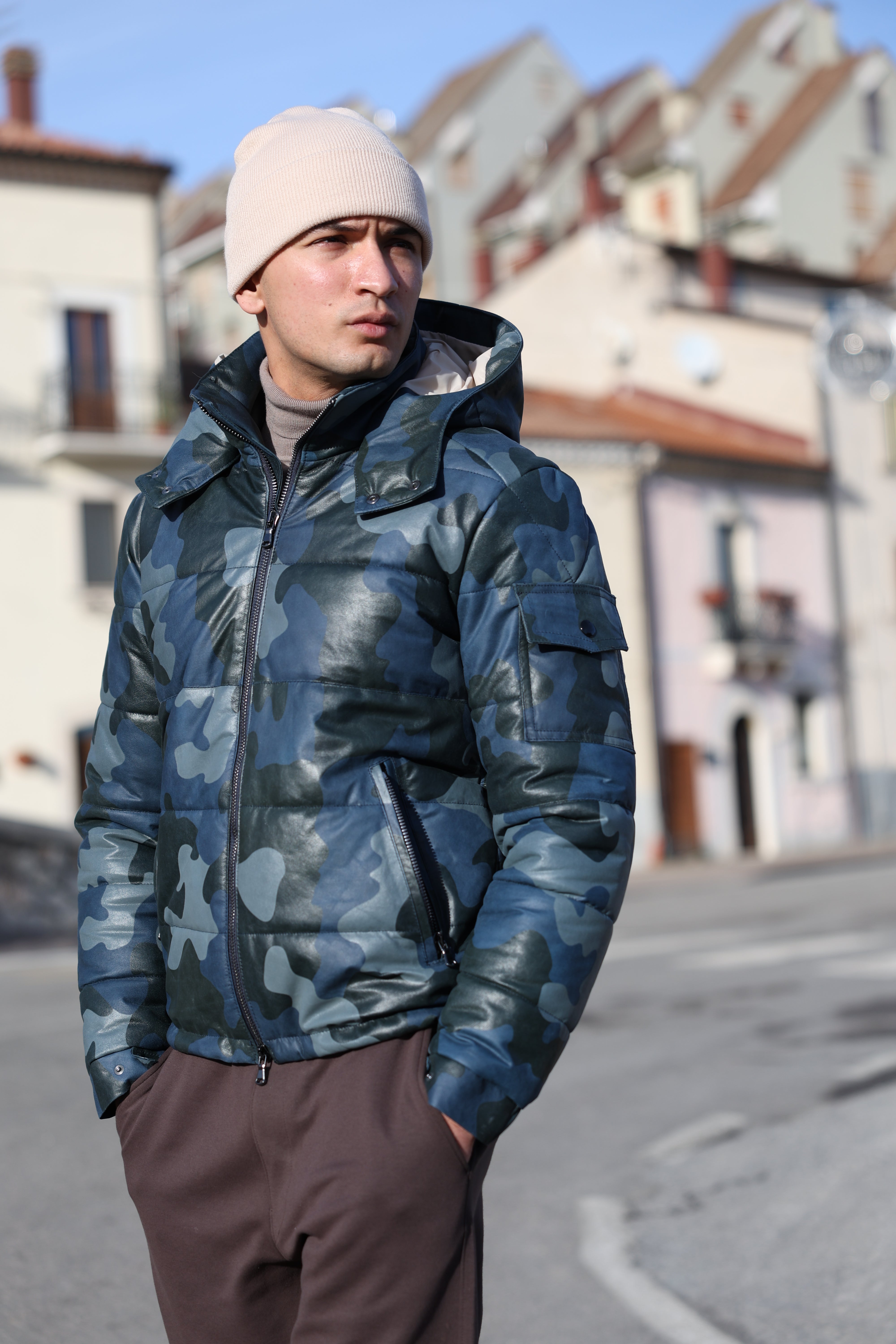 Piumino in pelle 01CLNCA